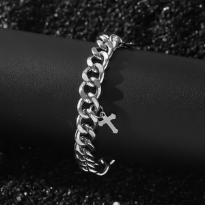 Nouveau Bracelet Homme Style Hiphop avec Pendentif Croix Géométrique au Design Simple, en Alliage Plaqué Or et Argent, Bijoux en Gros - Product Image 2