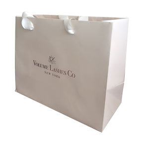 Sacs en papier écologique sur mesure, conception d'impression complète avec votre propre logo pour vêtements et chaussures - Product Image 1