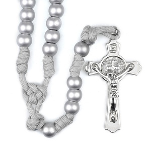 Rosari Robusti con Perle Acriliche Grigio <span class=keywords><strong>Argento</strong></span> <span class=keywords><strong>da</strong></span> 12mm, <span class=keywords><strong>Rosario</strong></span> Cattolico <span class=keywords><strong>da</strong></span> <span class=keywords><strong>Uomo</strong></span> <span class=keywords><strong>in</strong></span> Paracord - Product Image 1