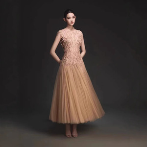 <span class=keywords><strong>Gonna</strong></span> lunga <span class=keywords><strong>in</strong></span> <span class=keywords><strong>Tulle</strong></span> sfumato pizzo fata <span class=keywords><strong>gonna</strong></span> lunga <span class=keywords><strong>in</strong></span> vita senza maniche - Product Image 2