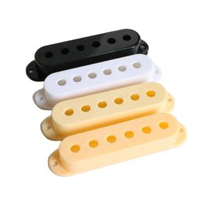 Housses de ramassage de guitare à simple bobine noir et blanc de haute qualité pour les micros de style <span class=keywords><strong>Strat</strong></span> avec un espacement de cordes de 48/50/52mm - Product Image 4