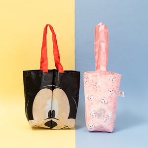 Sac de transport de bouteille d'eau en polyester de haute qualité Grande capacité Portable Double tasse avec manchon Fournisseur de qualité - Product Image 2