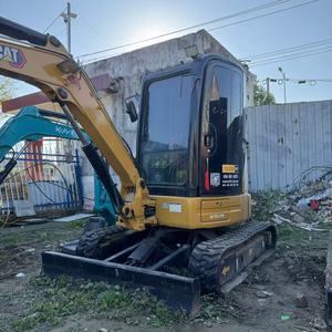 Mini-excavatrice CAT 303.5E d'occasion, moteur C1.8, rotation zéro, chenilles en caoutchouc, bon état de fonctionnement, prête à l'exportation - Product Image 3