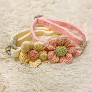 Collares de flores bonitos al por mayor de fábrica para gatos, perros pequeños, collares ajustables y pañuelos/lazos para gatitos y cachorros. - Product Image 2