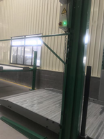 Élévateur de stationnement automatique à 2 poteaux pour voitures, avec moteur et chaîne, empileur mécanique pour un stockage fiable en garage