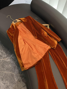 Traje de Oficina de Terciopelo de Calidad 2023 para Mujer, Diseño Elegante, Blazer de Manga Larga con un Solo Botón, Pantalones Acampanados, 2 Piezas, Color Marrón - Product Image 4