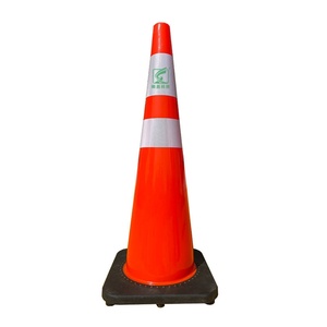 Cônes de signalisation pliables en PVC rouge et noir de 36 pouces, haute visibilité, avec lumière LED réfléchissante prismatique haute intensité - Product Image 1