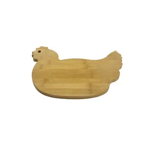 Planches à découper en bambou conception de logo OEM ustensiles de cuisine fantaisie animal en forme de poulet