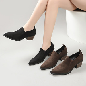 Suede Pointed Toe Deep Mouth Flats Women's Autumn Plus Size British Style Slip-on Professional Shoes 43 - Product Image 4