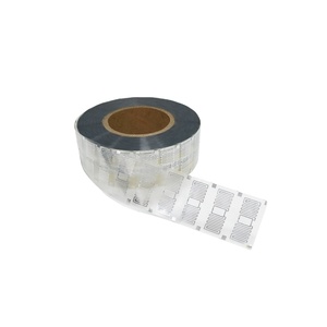 Etiqueta de Inlay RFID UHF Personalizada Getsmart C41R, Duradera, Distancia de Lectura de 7.4m, para Gestión de Ropa en Comercios Minoristas, Muestras Gratis R6P - Product Image 3