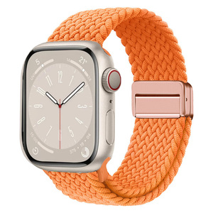 Cinturino per Apple Watch in tessuto elasticizzato con fibbia magnetica, traspirante e morbido, compatibile con tutte le serie - Product Image 1