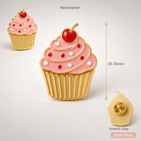 Broche en émail souple 3D UV motif cupcake cerise, bijou dessert sucré, plaqué or, badges métalliques en gros, épingles en émail personnalisées
