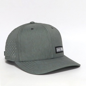 Cappello da Golf OEM/ODM all'Ingrosso in Poliestere a 6 Pannelli Strutturati con Visiera Leggermente Curva, Chiusura Snapback, Fori Tagliati al Laser e Logo Personalizzato - Product Image 3