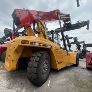 Chariot élévateur à conteneurs robuste de 45 tonnes, à moteur diesel, télescopique, Sany SRSC45V, en vente à prix réduit, disponible en stock. - Product Image 4