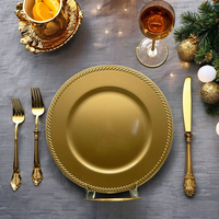 Assiettes de présentation en plastique PP pigmenté plaqué or de haute qualité, 13 pouces, style classique, pour événements de mariage, usage domestique/restaurant, vente en gros