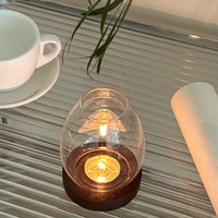 Porte-bougie en verre ovale unique et exclusif avec base en bois, porte-bougie décoratif de luxe parfumé pour décorations de bureau