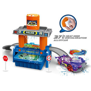 Set de Juego de Lavado de Coches de Policía y Bomberos con Estación de Lavado de Coches de Saneamiento Urbano, Coche de Aleación que Cambia de Color y 8 Señales de Tráfico - Product Image 1