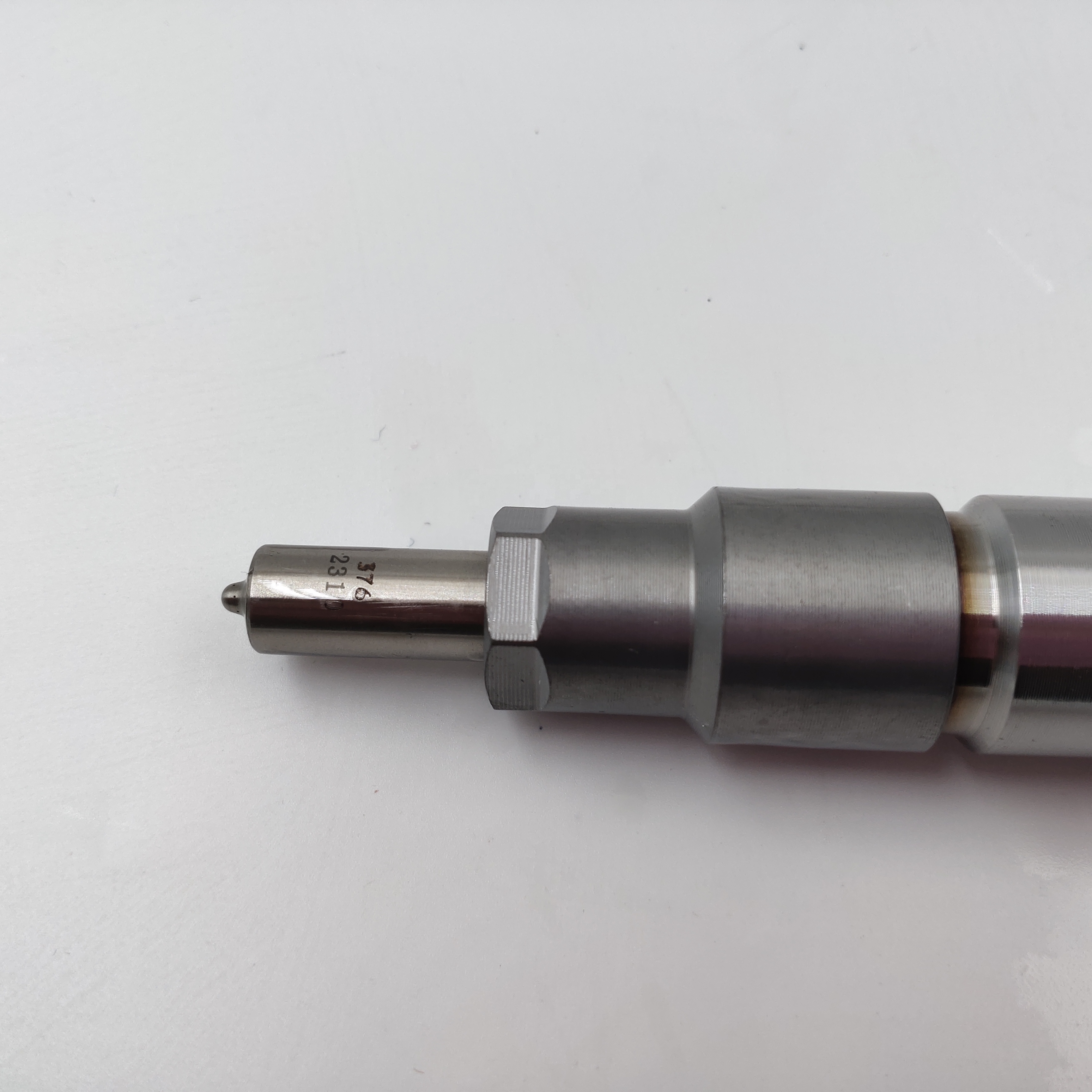 new diesel common rail fuel injector 0445120245 for Engine D 245.7 E4