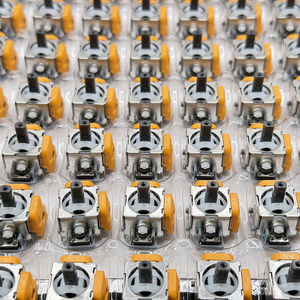 Módulo basculante de Joystick con Sensor analógico 3D de alta precisión con efecto electromagnético Hall para controlador PS5 Playstation <span class=keywords><strong>5</strong></span> - Product Image 6