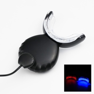 Dispositif de Recharge LED de Blanchiment Avancé Plus Lumière Infrarouge Design Tendance, Lampe de Blanchiment Dentaire Sans Fil 16/32 LED - Product Image 4