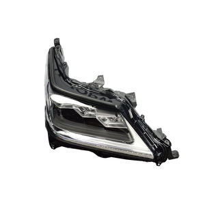 Phares LED matriciels à 3 lentilles pour Lexus LX570 2016-2021 avec clignotants séquentiels DRL et mise à niveau adaptative des phares - Product Image 2