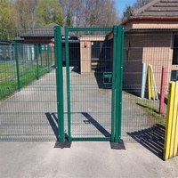 Valla de seguridad curvada en 3D con revestimiento de PVC de fábrica, valla soldada con procesamiento profundo personalizado para protección de límites de jardines y autopistas