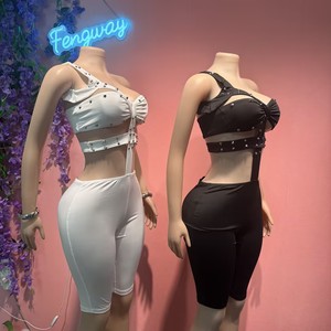 Nuova <span class=keywords><strong>Tuta</strong></span> Estiva 2026 da Donna alla Moda, Personalizzata con Borchie, Sexy, Scavata, Slim-Fit - Product Image 2