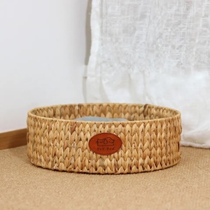 Lit pour animaux de compagnie en jacinthe d'eau naturelle tissée à la main durable espace de repos d'été frais pour chats et chiens dans une cage ou un panier - Product Image 6