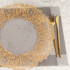 Assiettes de présentation en <span class=keywords><strong>plastique</strong></span> <span class=keywords><strong>transparent</strong></span> de luxe, motif flocon de neige récif doré, 13 pouces, pour décoration de table, vente en gros personnalisée - Product Image 5
