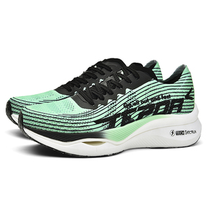 Scarpe da Corsa Personalizzate ODM OEM 2024, Nuove Sneakers Traspiranti in Mesh, Moda Sportiva per Coppie, Nuovi Stili per Uomo - Product Image 1