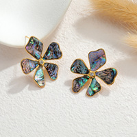 Ensemble de bijoux en coquille d'ormeau naturelle tendance - Bracelets, bagues, boucles d'oreilles, collier à chaîne courbée