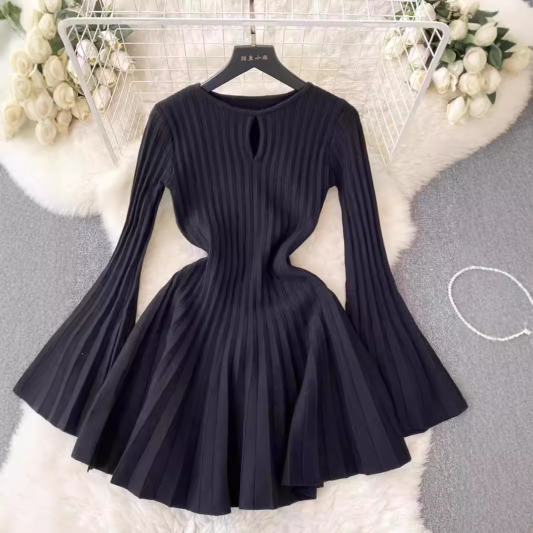black long sleeve mini sweater dress Everlane Cashmere Long-Sleeve Mini Dress In Black, Size XS main image 0