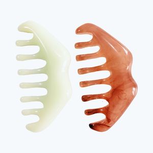 Peine Gua Sha de Resina en Forma de M, Blanco, Rojo y Verde, Herramienta de Masaje para Aliviar el Dolor de Cabeza - Product Image 1