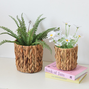 Panier de rangement léger et écologique tissé en herbe de jacinthe d'eau pour pots de plantes et <span class=keywords><strong>décoration</strong></span> de <span class=keywords><strong>balcon</strong></span> Design classique - Product Image 4