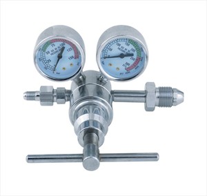 Regulador de Gas Industrial de Alta Calidad con Manómetro - Product Image 1