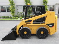 Harga Pabrik 226B Skid Steer Loader Mesin Pemindah Tanah dengan Kapasitas Bucket 0.4m³