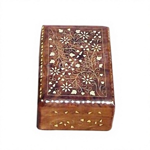 Hucha de Madera Ecológica Hecha a Mano con Tallado Floral Personalizado, Acabado Pulido con Técnicas Tradicionales, para Montar en la Pared - Product Image 1