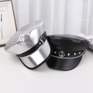 PU cuir violon boulanger chapeau femmes plat haut chapeau <span class=keywords><strong>femme</strong></span> chaîne en métal décorer béret casquette été élégant béret capitaine <span class=keywords><strong>marin</strong></span> chapeau - Product Image 3