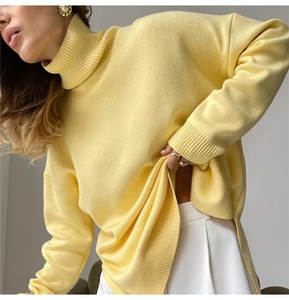 Automne hiver femmes chandails col roulé femmes pulls côté fendu pulls tricotés <span class=keywords><strong>pull</strong></span> de noël surdimensionné <span class=keywords><strong>Pull</strong></span> pour les femmes - Product Image 3