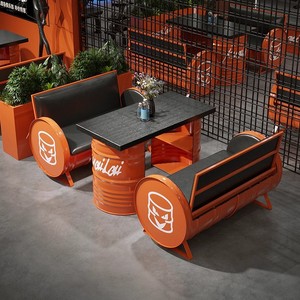 ชุดโต๊ะและเก้าอี้เหล็กสไตล์อินดัสเทรียลสำหรับบาร์ดนตรี <span class=keywords><strong>ร้าน</strong></span><span class=keywords><strong>อาหาร</strong></span> <span class=keywords><strong>ร้าน</strong></span>น้ำชา และธีมถังน้ำมัน - Product Image 3