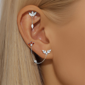 Pendientes Pequeños de Plata S925 con Borla en Forma de Corazón, Nuevo y Popular - Product Image 6