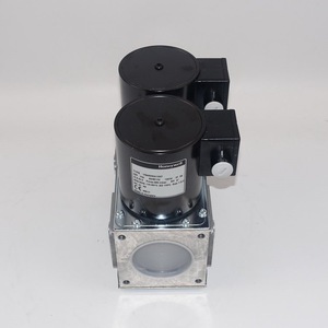 ฮันนี่เวลล์ วาล์วโซลินอยด์คู่ รุ่น VQ450MA1007 วาล์วควบคุมอุณหภูมิปกติสำหรับแก๊ส ขนาดพอร์ต 1/2 นิ้ว - Product Image 4