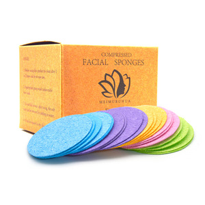 Éponges faciales compressées 60x6mm 75x8mm 80x8mm multicolores pour le démaquillage et le nettoyage du visage - Product Image 1