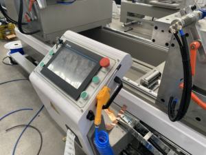 Weike เครื่องเลื่อย CNC 45 ° 90องศาเครื่องตัดอลูมิเนียมเลื่อยสองหัวสำหรับโปรไฟล์อลูมิเนียมหน้าต่างและประตู - Product Image 5