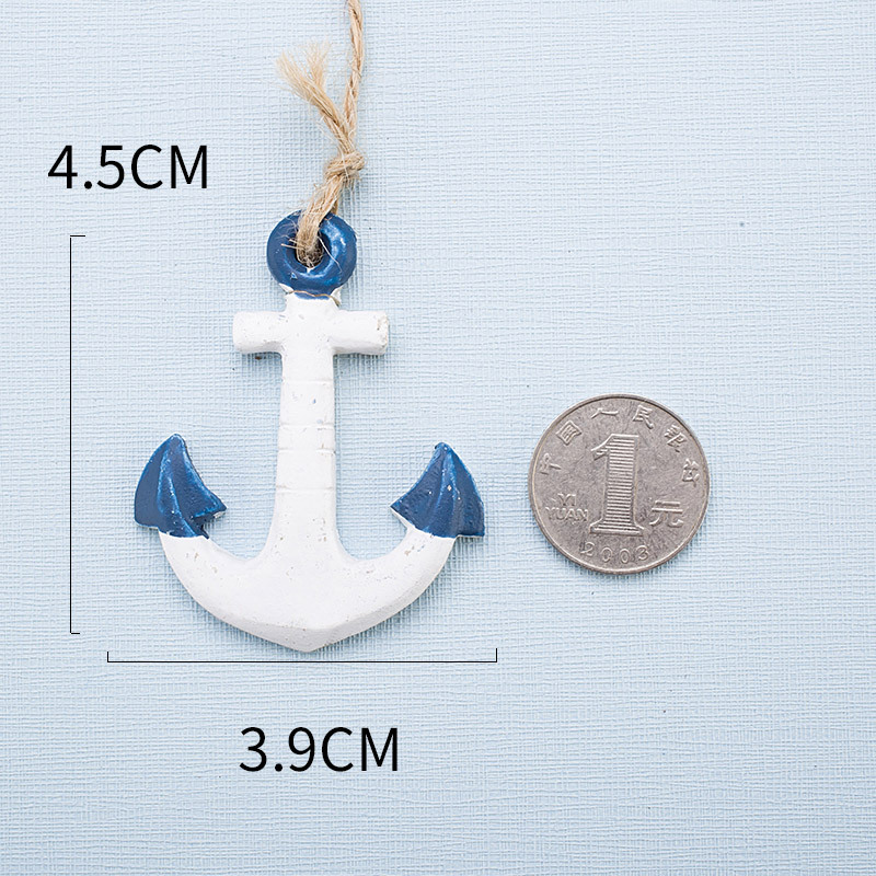 Petit pendentif ancre en fer