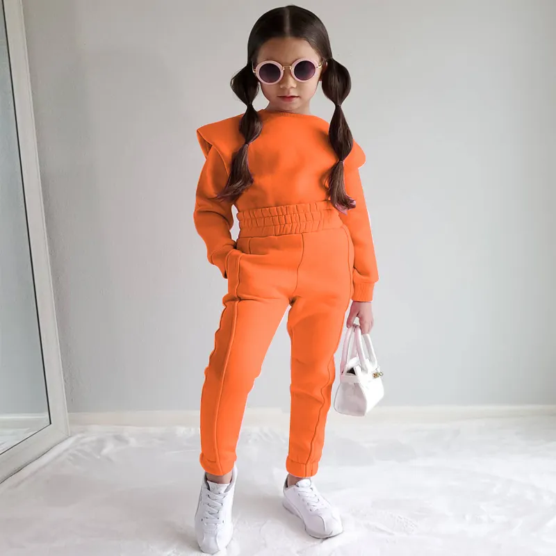 Hot selling solid warm outfit baby girls tracksuit set kids two pieces girls clothing set for fall