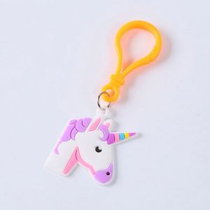 Porte-clés licorne en PVC souple, mini-animaux en peluche personnalisés pas chers 2020 - Product Image 4