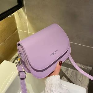 Venta al por mayor transfronteriza de bolsos de mano tipo sombrilla de playa para mujer, nuevos, hechos a mano y de tejido puro - Product Image 6