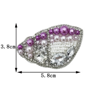 Ensemble 2 pièces élégant pour femme, été 2026 : haut à col en V profond et <span class=keywords><strong>jupe</strong></span> <span class=keywords><strong>longue</strong></span> en maille, orné de perles faites main, coupe ajustée, tenue de plage personnalisée - Product Image 4