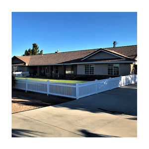 Balustrade de piquet en Pvc pour l'extérieur/panneau de clôture en plastique blanc pour maison et jardin - Product Image 2